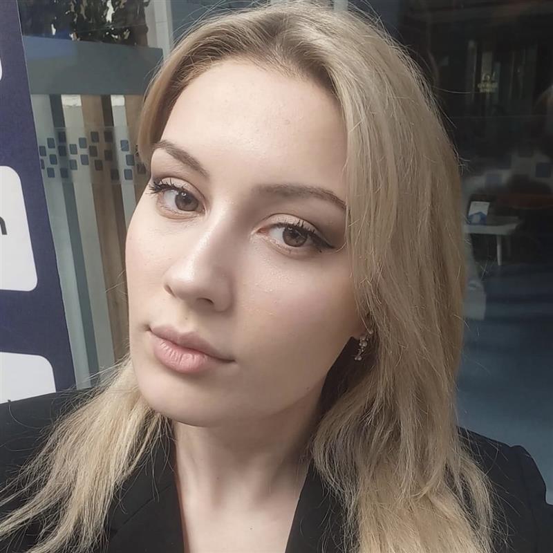 Derya Beşikoğlu
